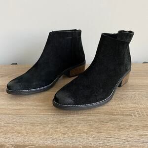 Very Volatile LA Suede Leather Ankle Boots Aldworth Booties Back Zip Black 6